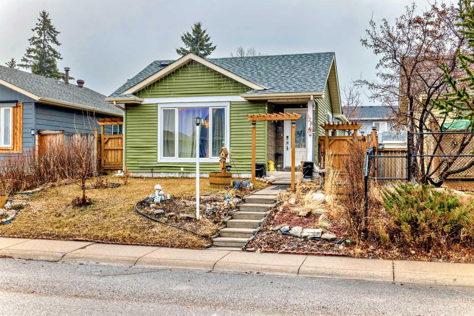 28 Appletree Road SE