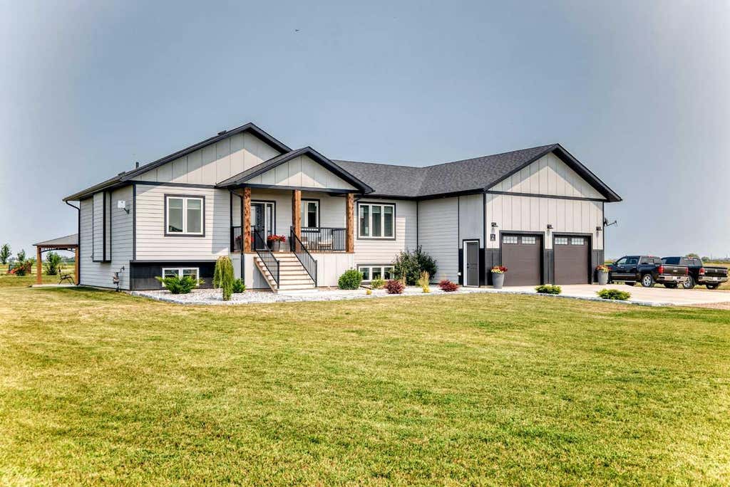 Photo of 14 Countrylane Road, Rural Taber, M.D. of, AB T1G 2C7 (MLS # A2336348)