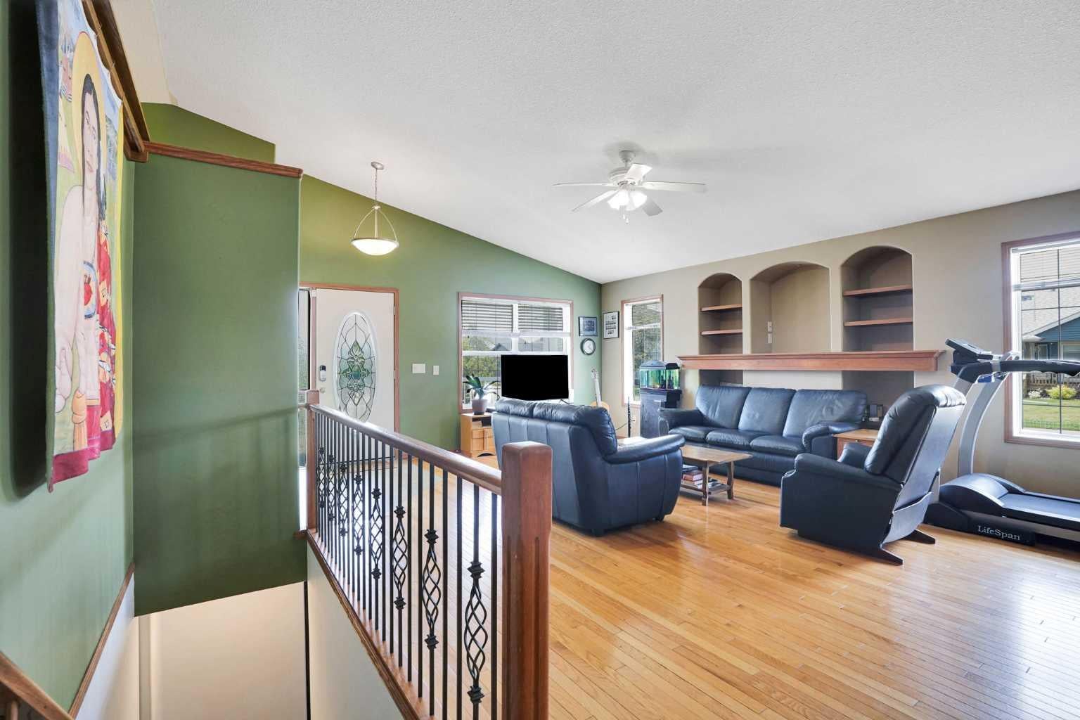 144 Hillcrest Cape
