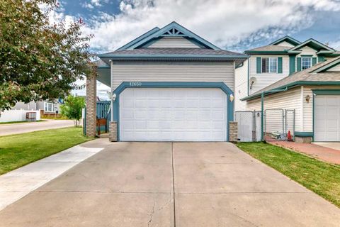 12650 Coventry Hills Way NE Calgary AB T3K 4Z7
