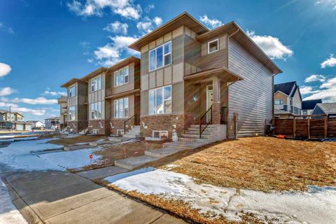 Photo of 167 south shore Court, Chestermere, AB T1X 1S2 (MLS # A2307731)