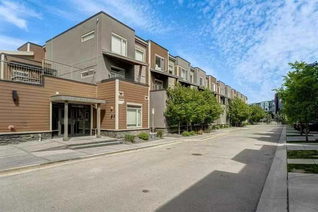 Photo of 10 Westpark Link SW #216, Calgary, AB T3H 0Y5 (MLS # A2325325)