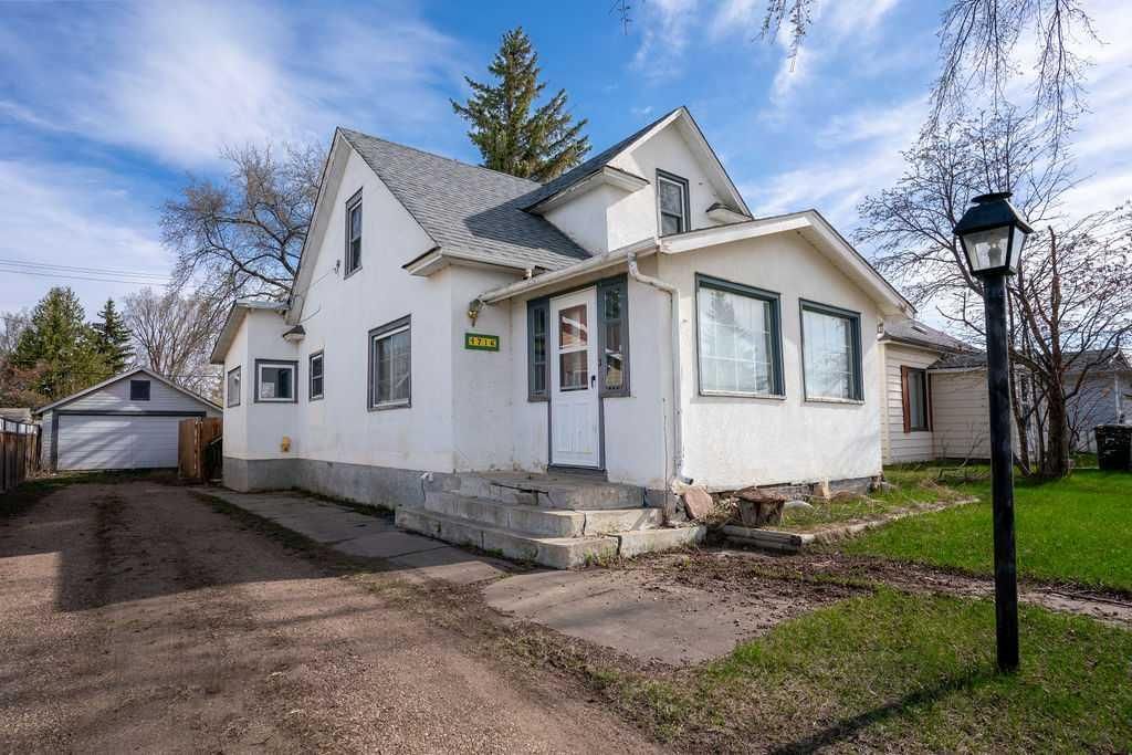 Photo of 4716 52 Avenue, Vermilion, AB T9X 1S5 (MLS # A2312300)