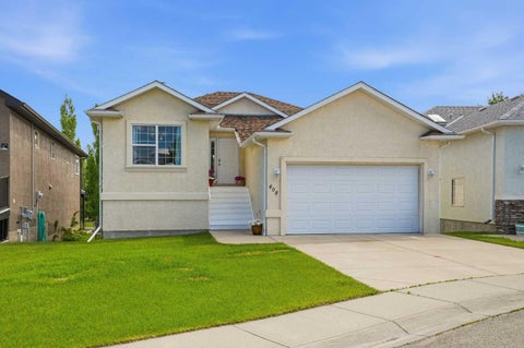 Photo of 408 Lineham Acres Bay NW, High River, AB T1V 1T3 (MLS # A2319000)