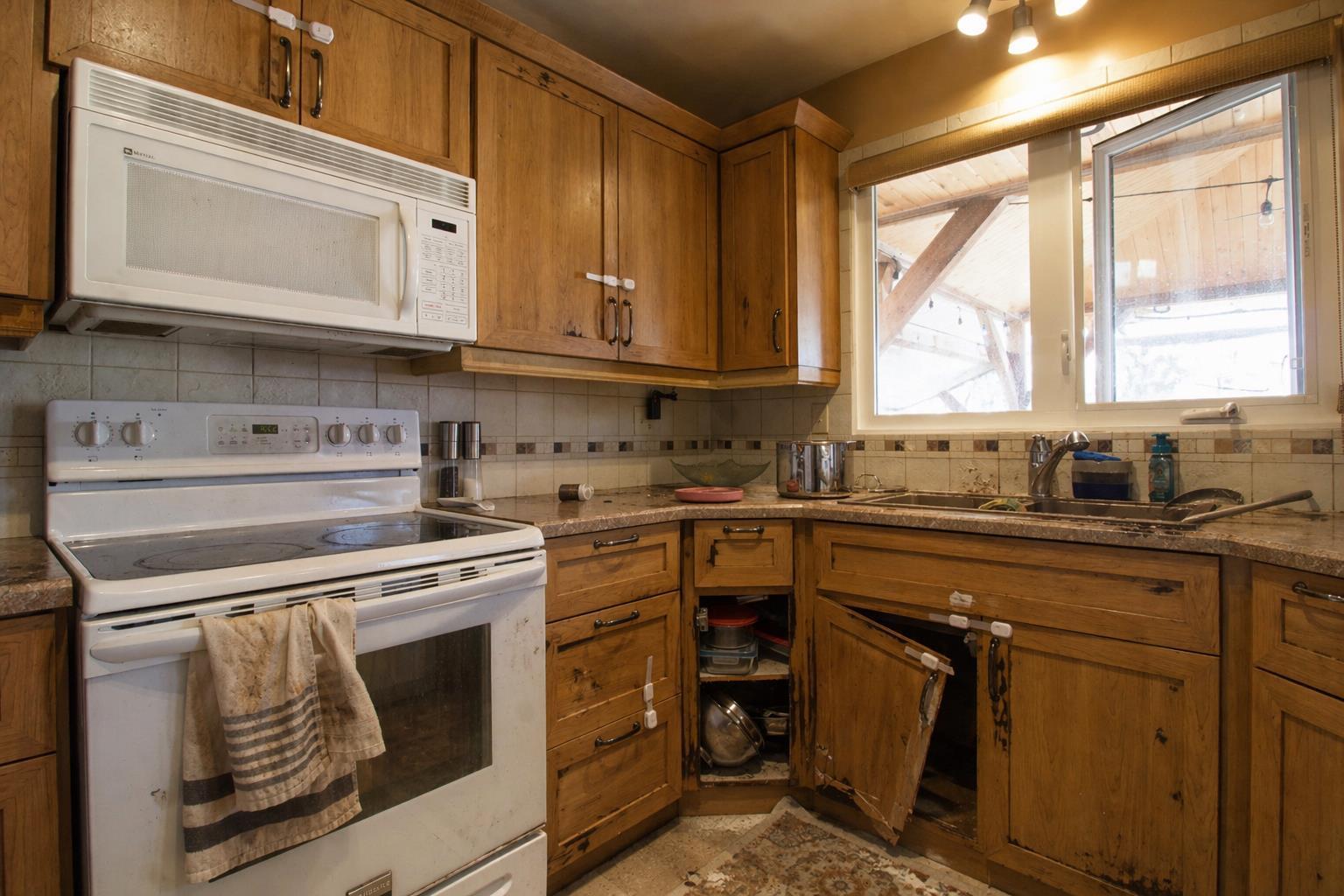 131 Templewood Road NE