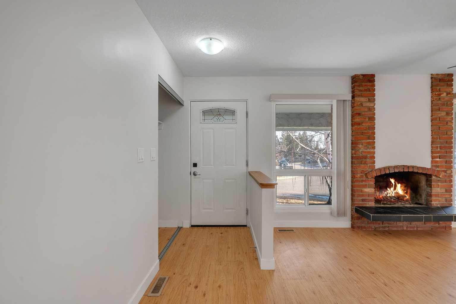 102 Huntham Place NE