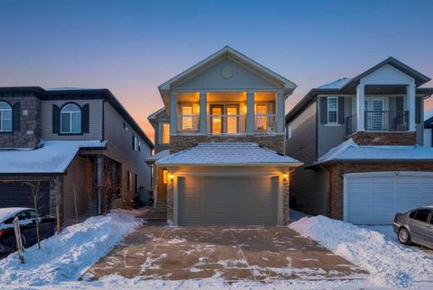 422 Taralake Way NE Calgary AB T3J 0J4
