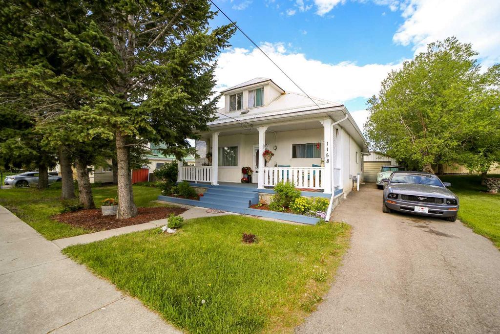 Photo of 1158 Albert Avenue, Pincher Creek, AB T0K 1W0 (MLS # A2291079)