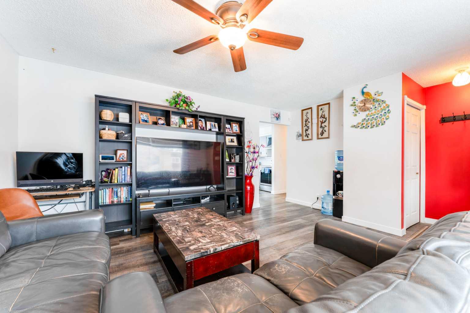 119 Mardale Crescent NE