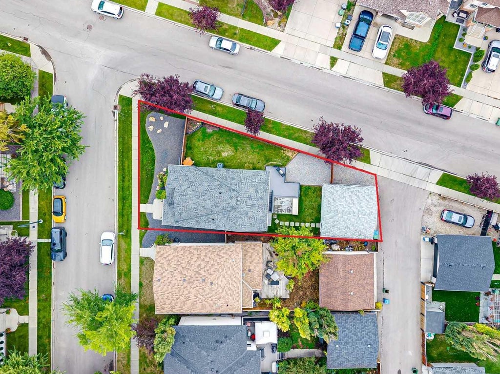 Photo of 108 Elgin Manor SE, Calgary, AB T2Z 4N3 (MLS # A2352662)