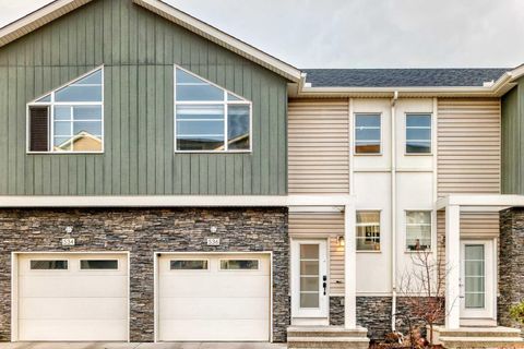 536 Redstone View NE Calgary AB T3N 0M9