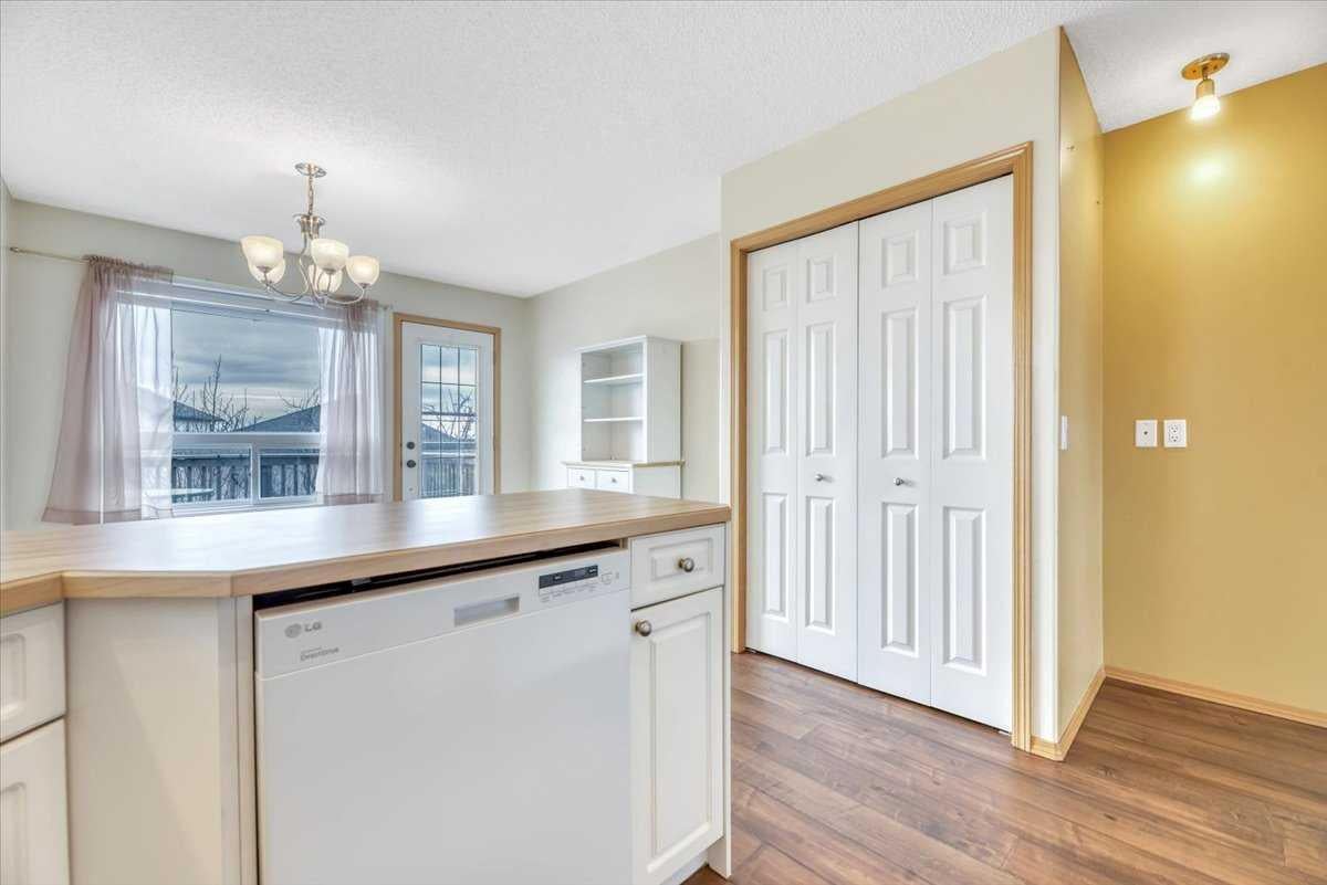 27 Aspen Creek Way