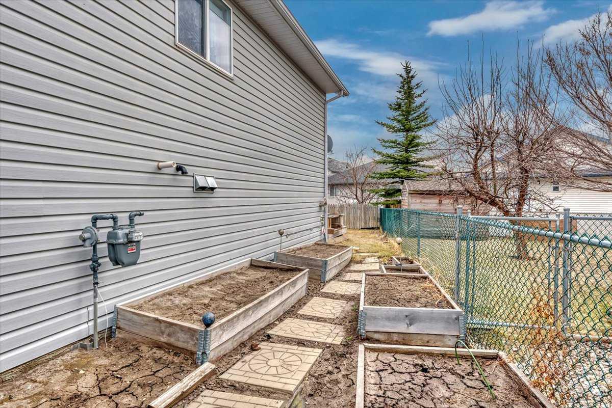 27 Aspen Creek Way