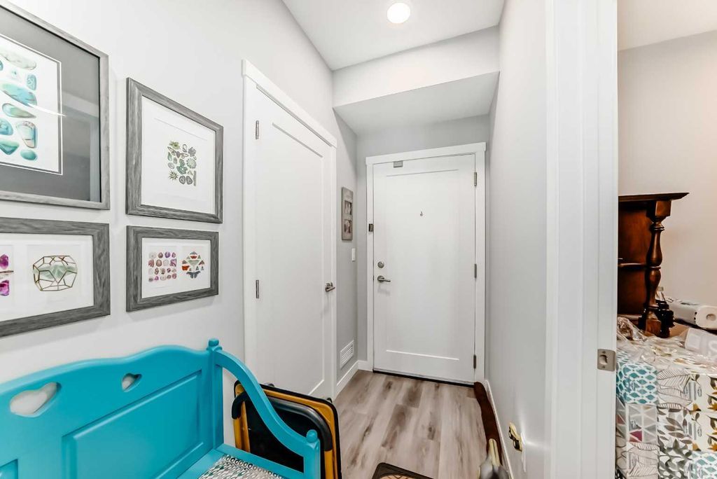 Photo of 200 Shawnee Square SW #403, Calgary, AB T2Y 0T7 (MLS # A2264900)