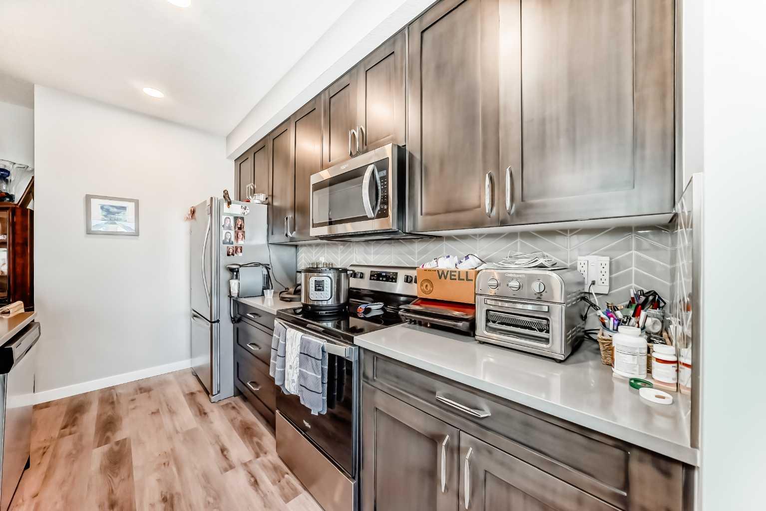 200 Shawnee Square SW 403