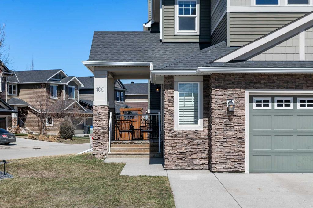 Photo of 100 Kinniburgh Gardens, Chestermere, AB T1X 0R8 (MLS # A2302807)