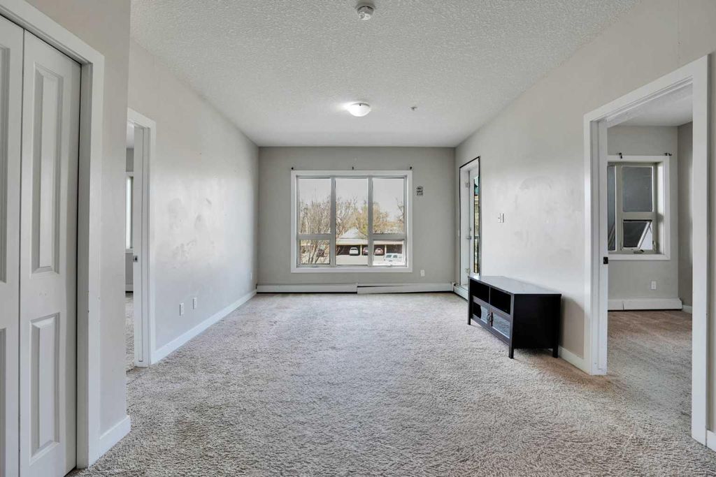 Photo of 330 2nd Street W #13, Brooks, AB T1R 0E9 (MLS # A2308208)