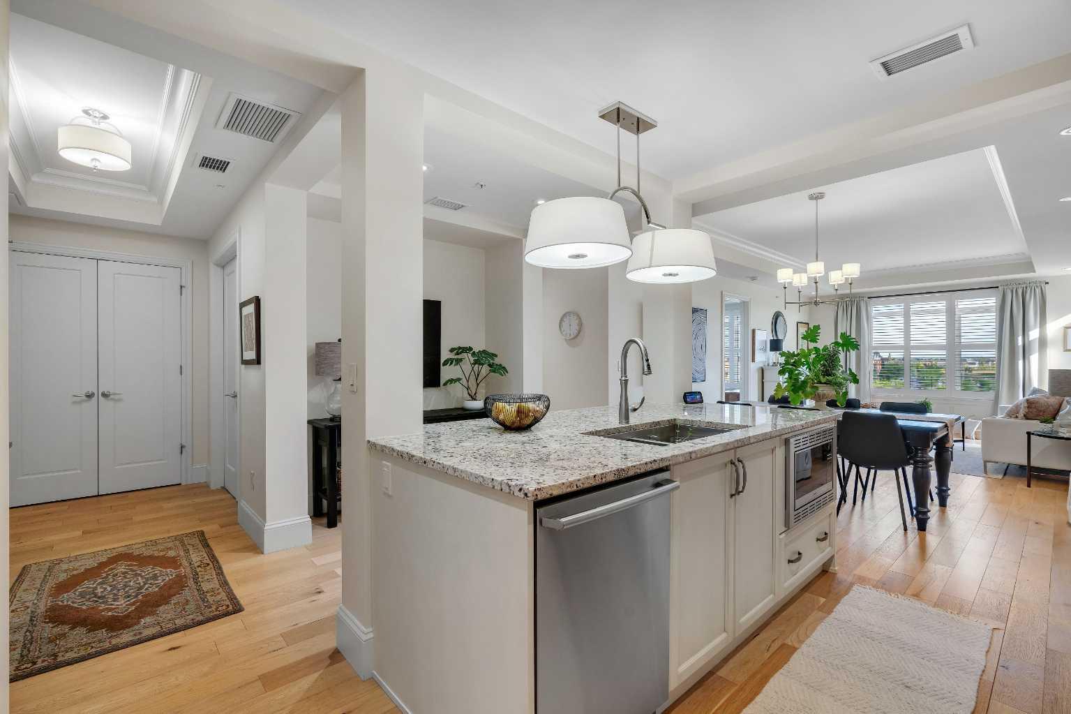 221 Quarry Way SE 401