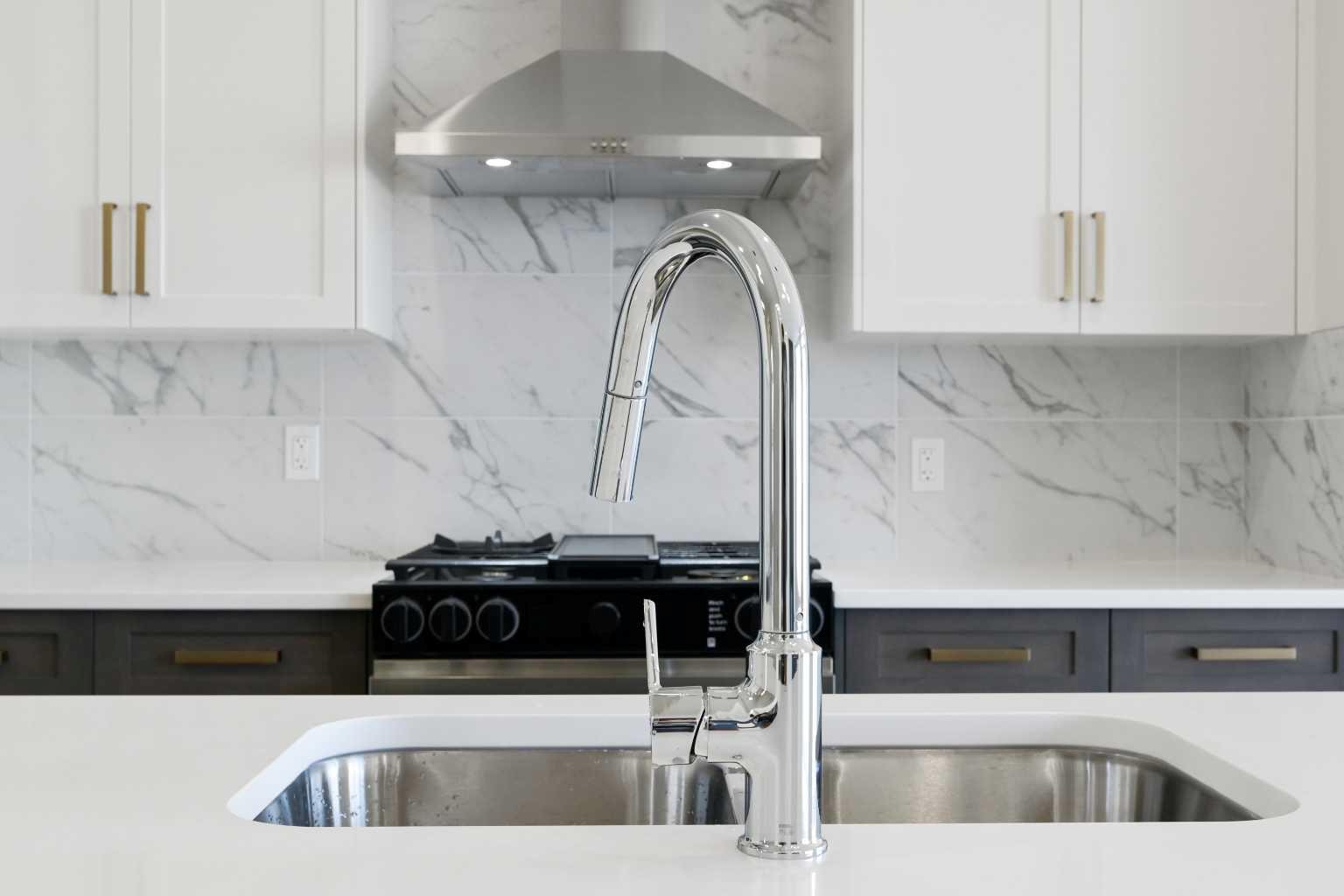 160 Crimson Ridge Place NW