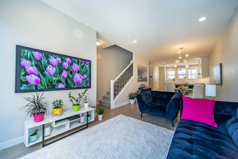 Photo of 4020 Norford Avenue NW, Calgary, AB T3B 6G6 (MLS # A2307140)