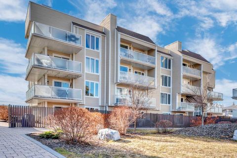 Photo of 3737 42 Street NW #306, Calgary, AB T3A 2M8 (MLS # A2302357)