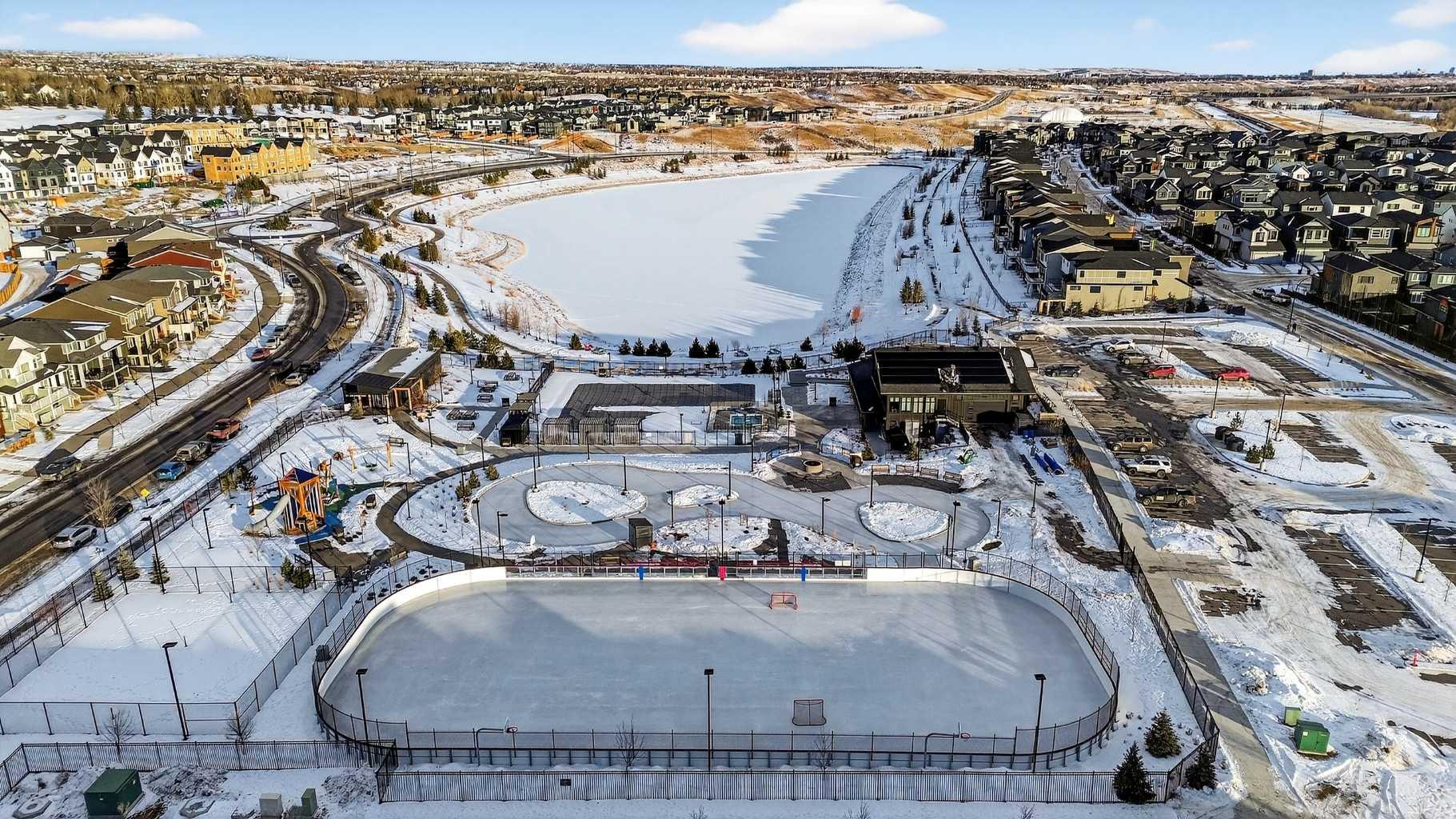 29 Rowmont Common NW