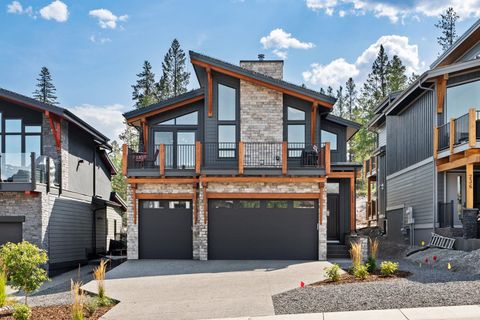 232 Stewart Creek Rise Canmore AB T1W 0L8