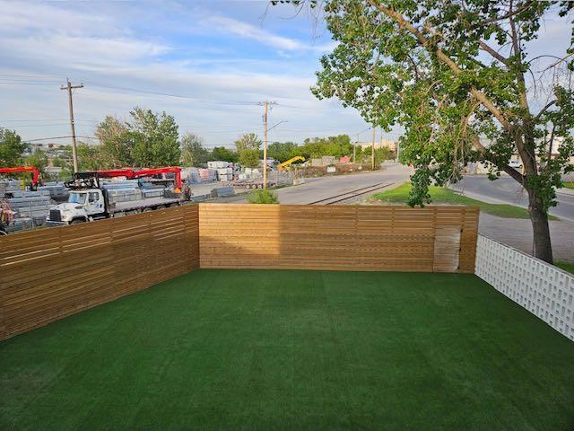 340 50 Avenue SE 101