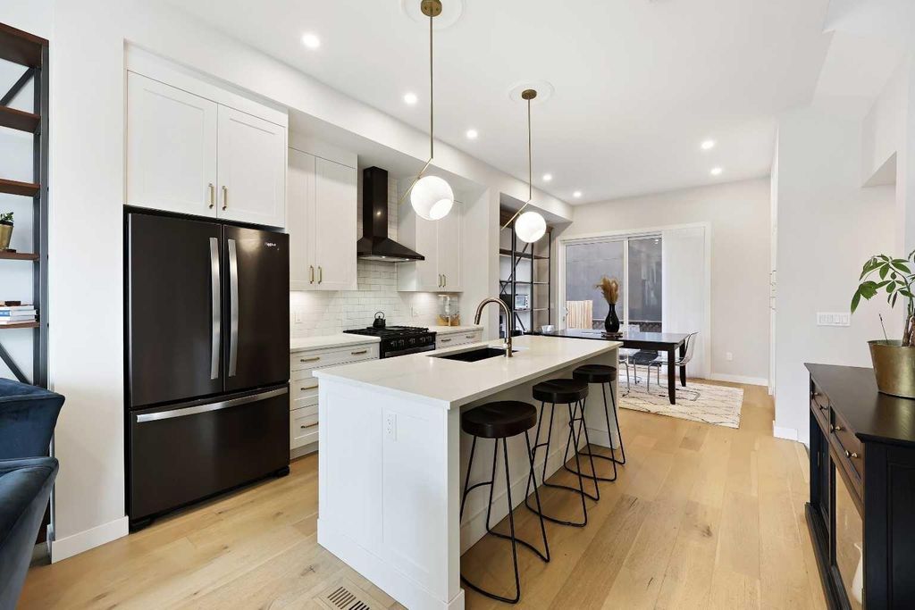 Photo of 4929 20 Street SW, Calgary, AB T2T 5A4 (MLS # A2301545)