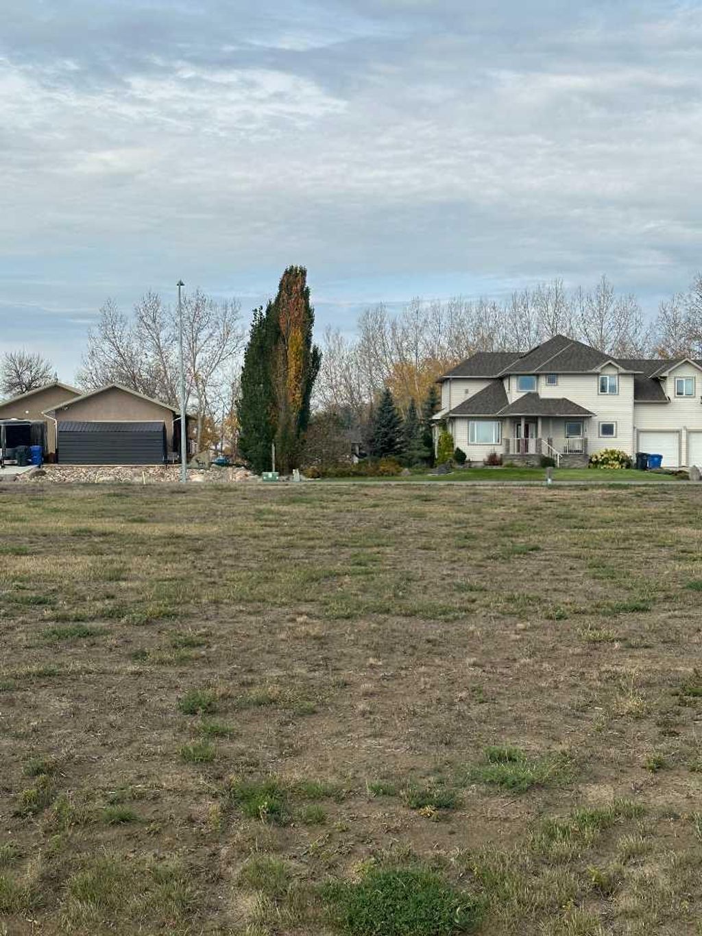 Photo of 3013 13 Street, Coaldale, AB T1M 0E7 (MLS # A2086309)