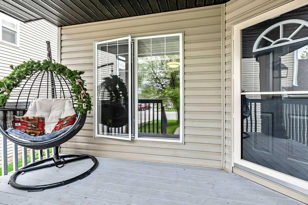 83 Crystalridge Close