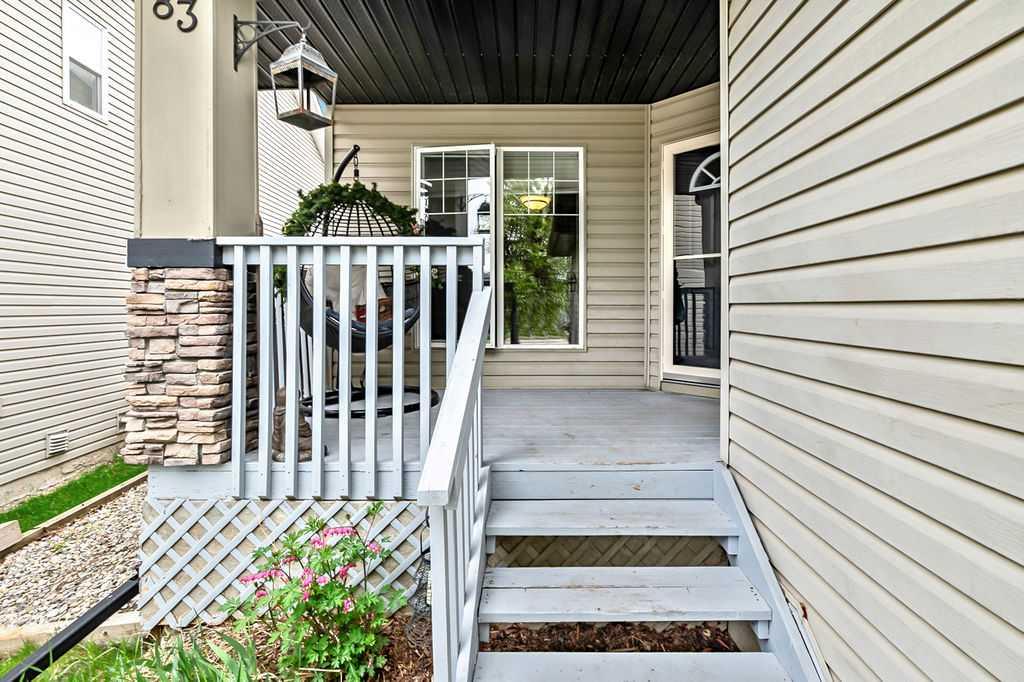 83 Crystalridge Close