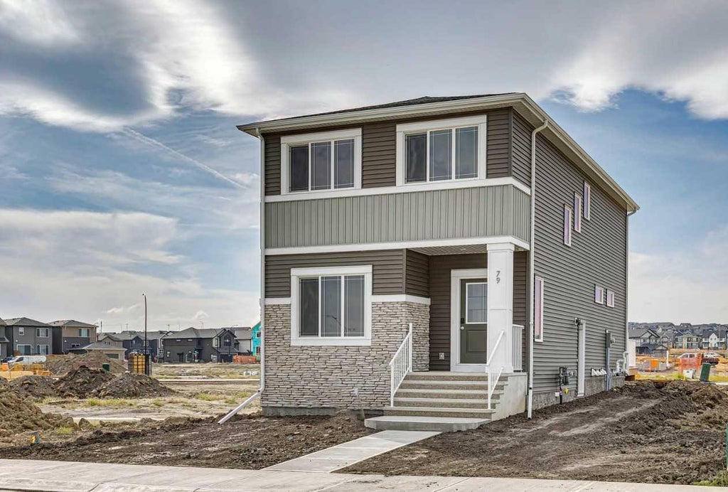 Photo of 79 Lewiston Park NE, Calgary, AB T3P 3A8 (MLS # A2350716)