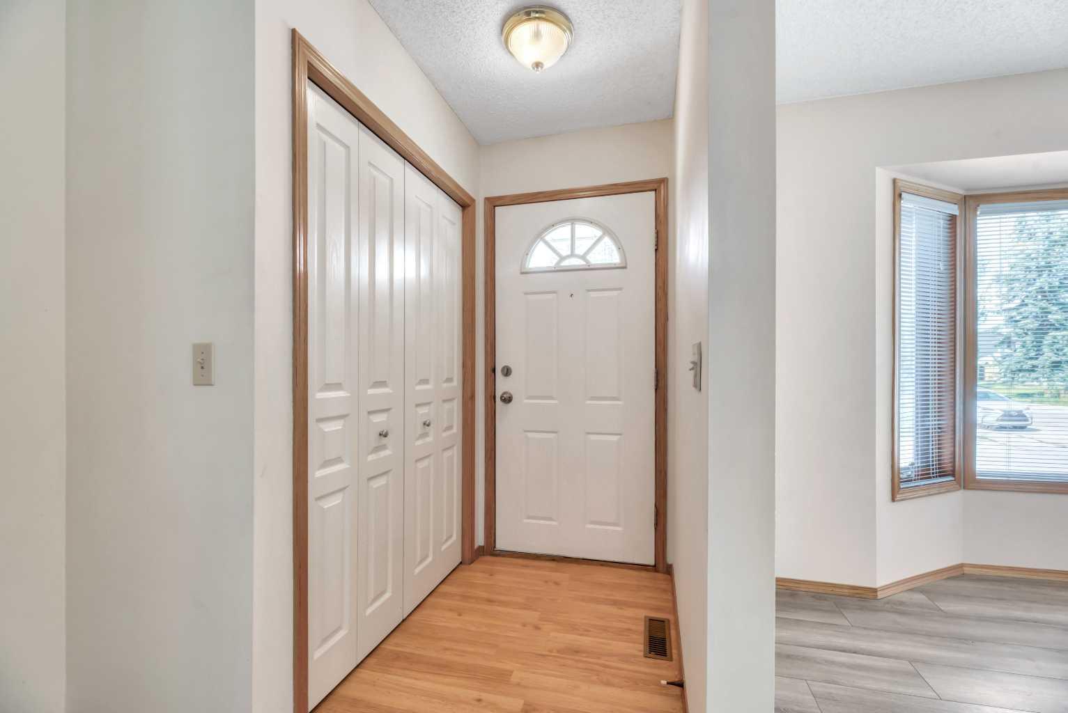 103 Riverglen Park SE