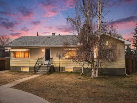 Photo of 4612 50A Avenue, Rocky Mountain House, AB T4T 1B9 (MLS # A2300171)