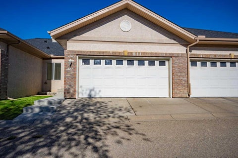 Photo of 10888 Panorama Hills Boulevard NW #122, Calgary, AB T3K 5K9 (MLS # A2349883)