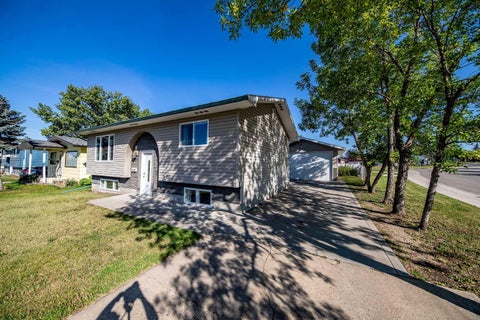 Photo of 9710 117 Avenue, Grande Prairie, AB T8V 3P4 (MLS # A2340566)