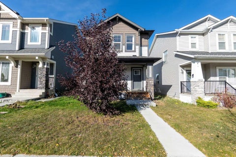 Photo of 99 Hillcrest Close SW, Airdrie, AB T4B 4H6 (MLS # A2350998)