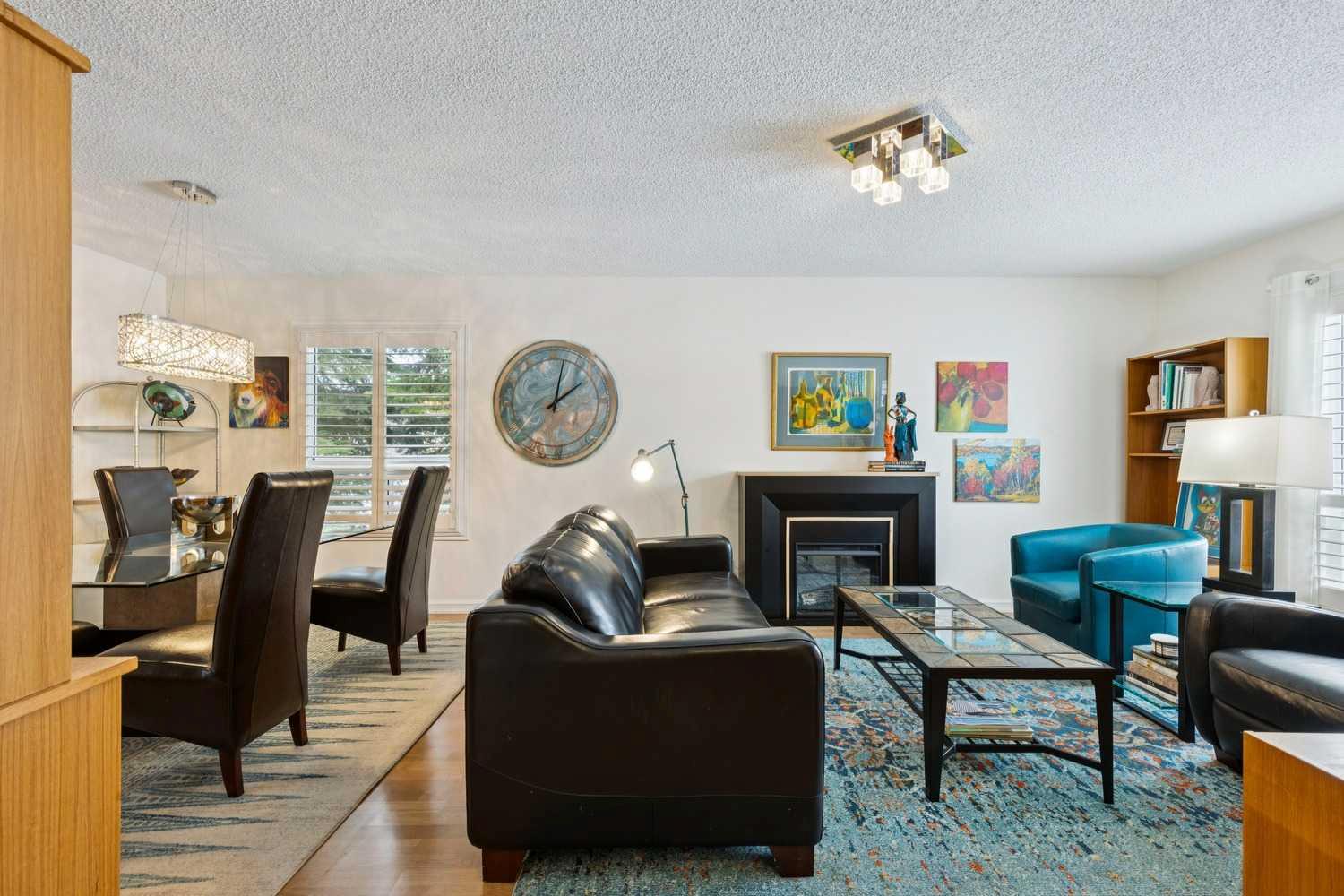 48 Deer Ridge Close SE