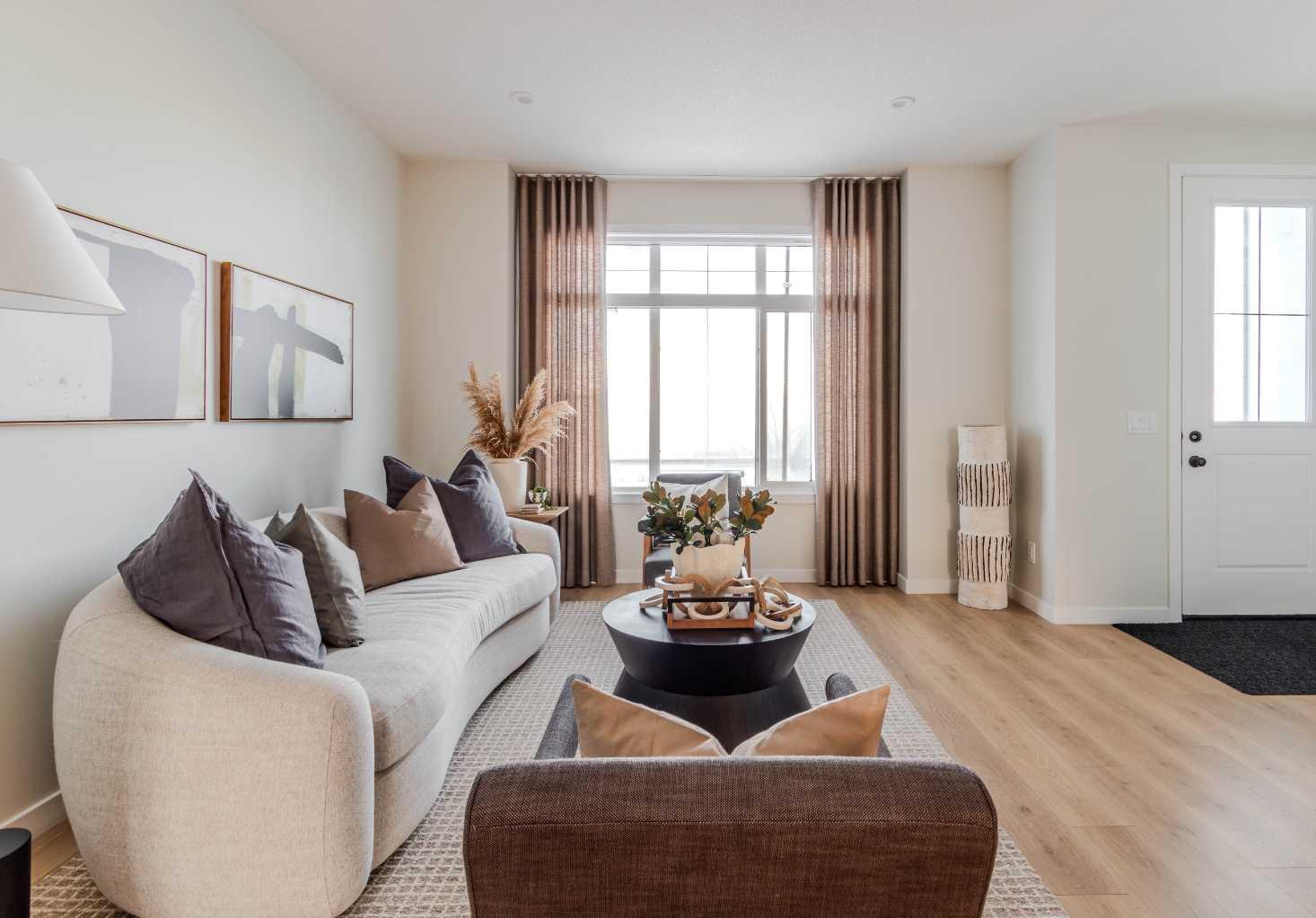 1229 Creekview Drive SW