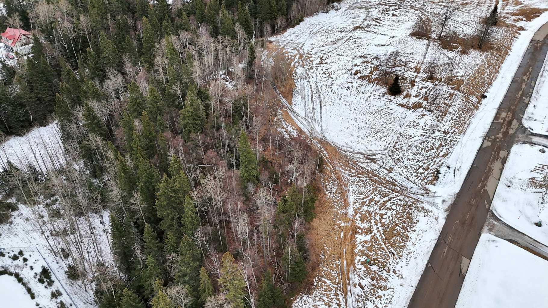 13 Hidden Valley Close