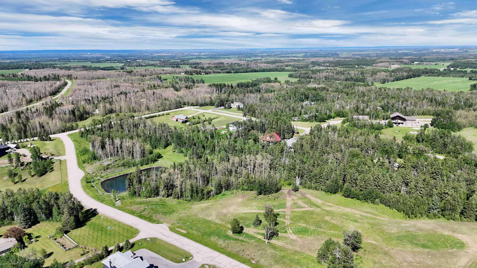 13 Hidden Valley Close