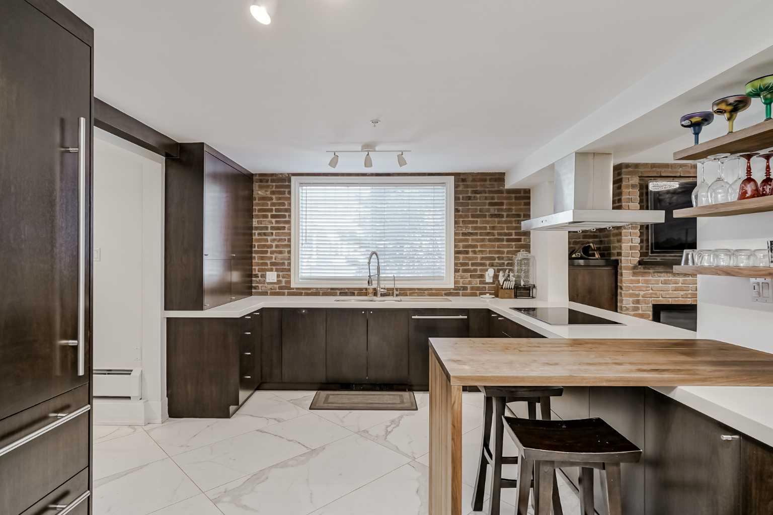 2422 Erlton Street SW 101