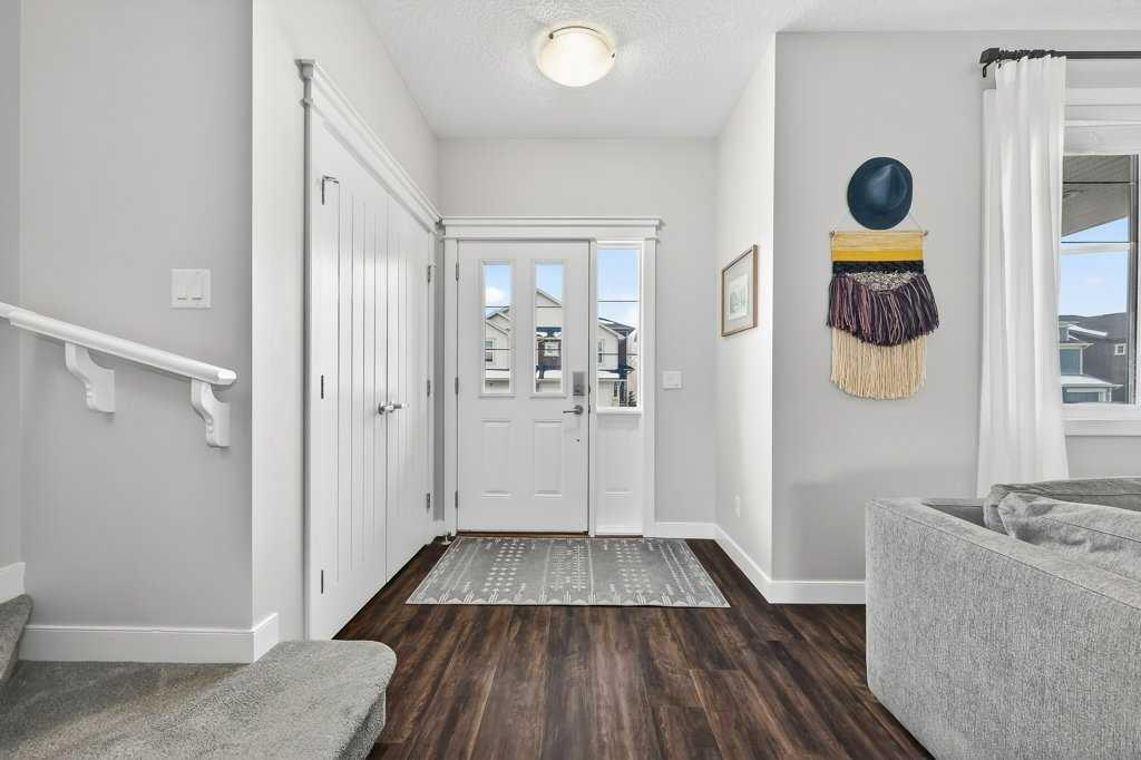 92 Fireside Crescent