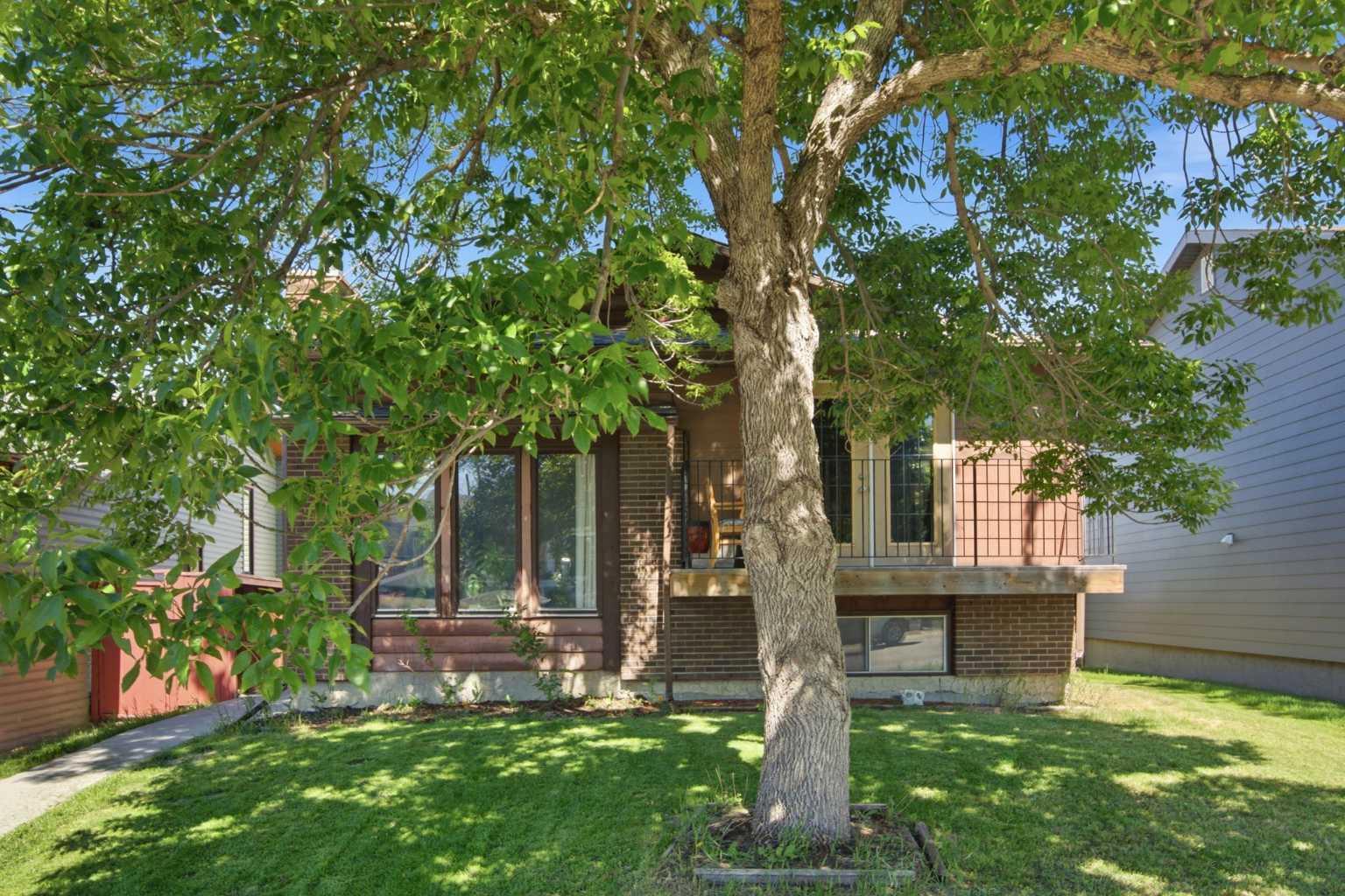 20 Berkshire Court NW
