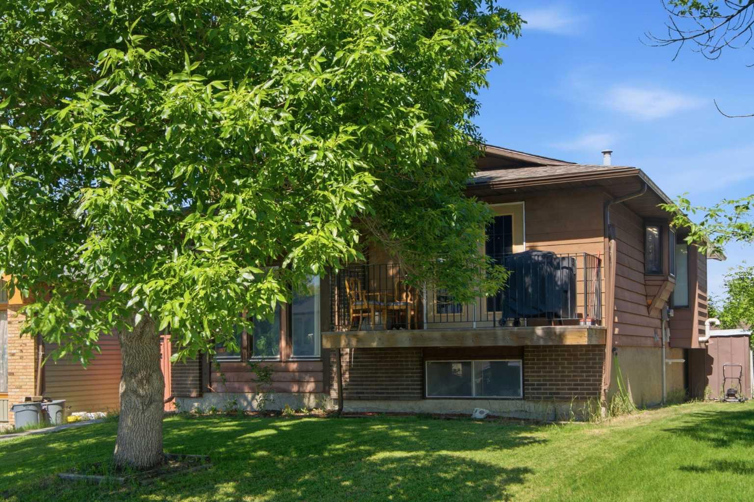 20 Berkshire Court NW