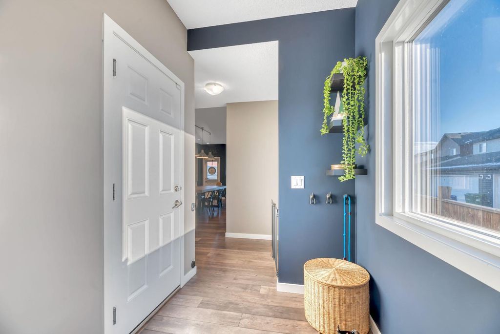 Photo of 16 Legacy Reach Manor SE, Calgary, AB T2X 2C3 (MLS # A2275838)