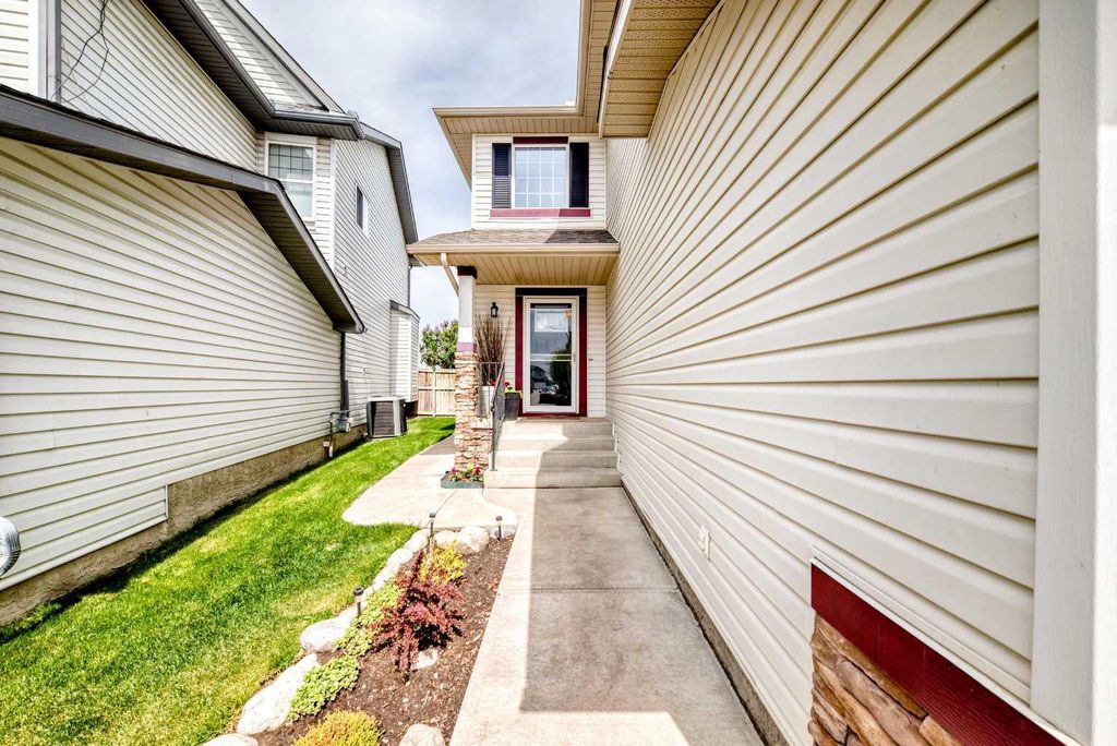 Photo of 42 Chapalina Park Crescent SE, Calgary, AB T2X 3S2 (MLS # A2315513)