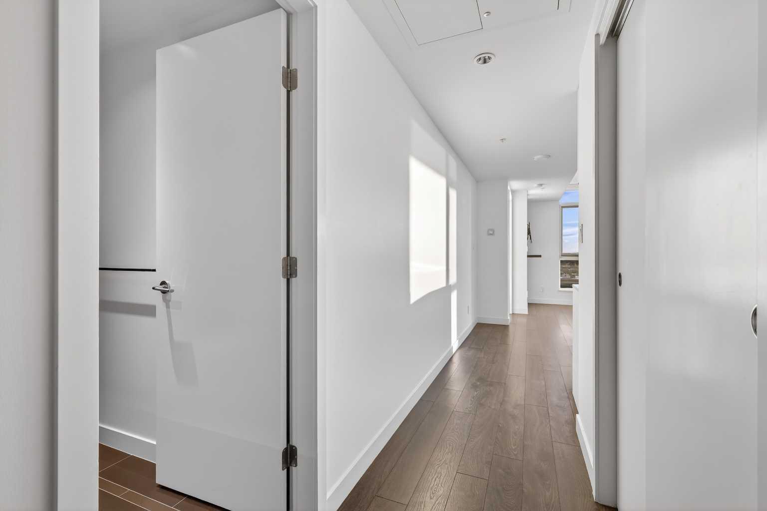 310 12 Avenue SW 1608