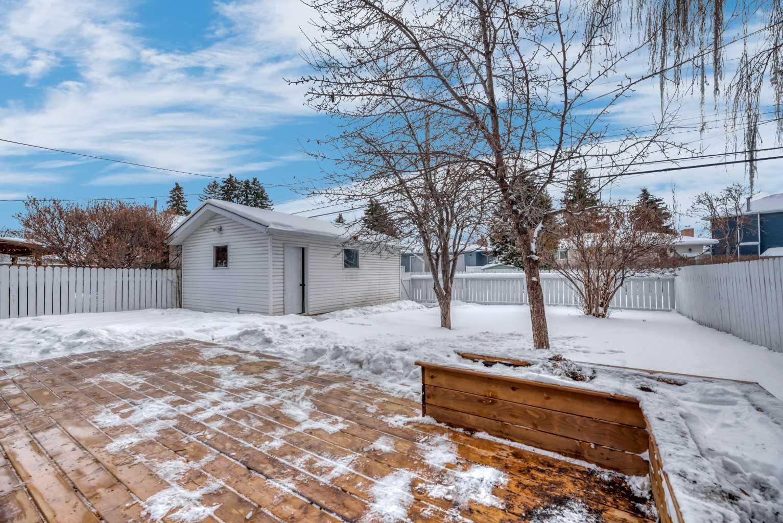 32 Allandale Close SE